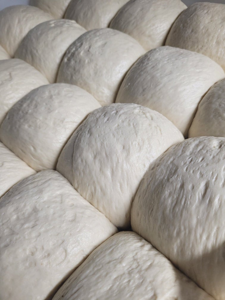 pizza-dough-eat-pizza-kalgoorlie
